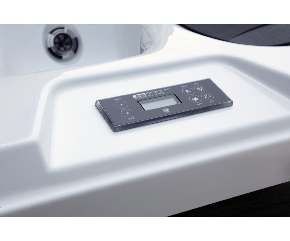 Reims Hot Tub